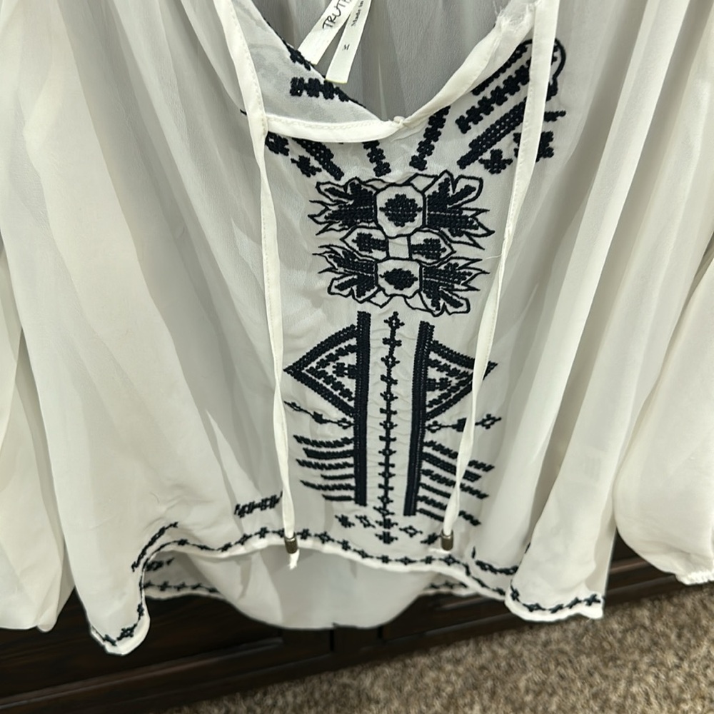 Truth - Picture 3 of 3